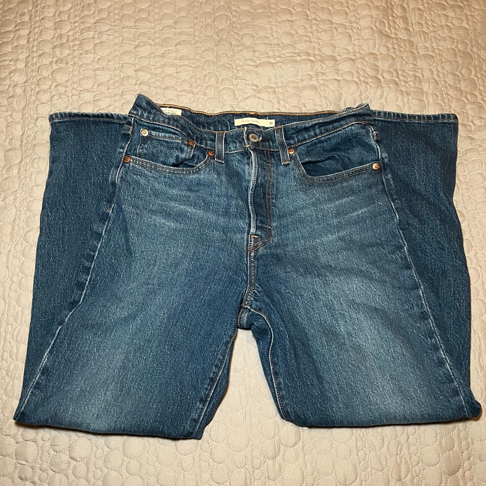 Levi's® Premium STRAIGHT FIT WOMEN'S JEANS